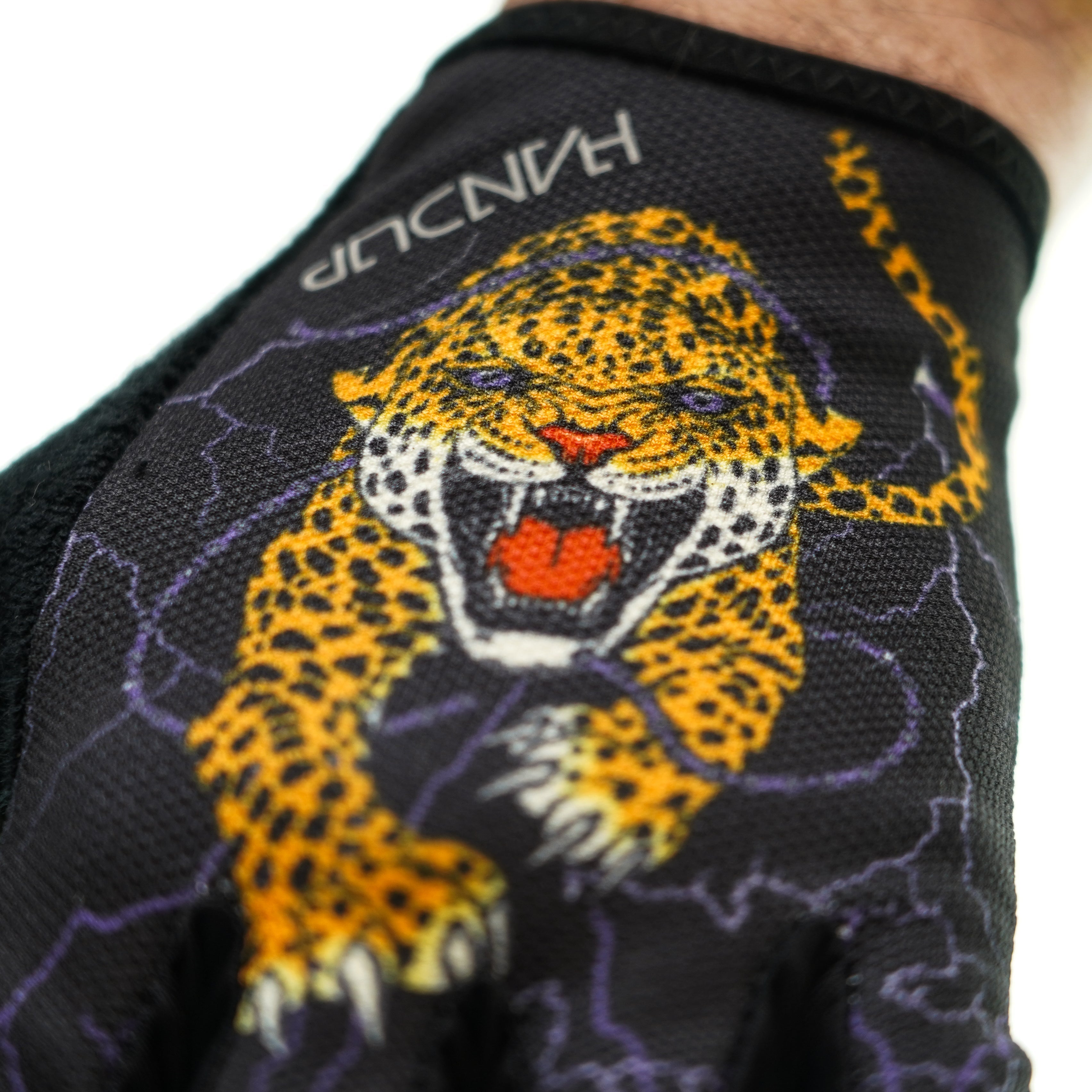 Gloves - Lightning Leopard