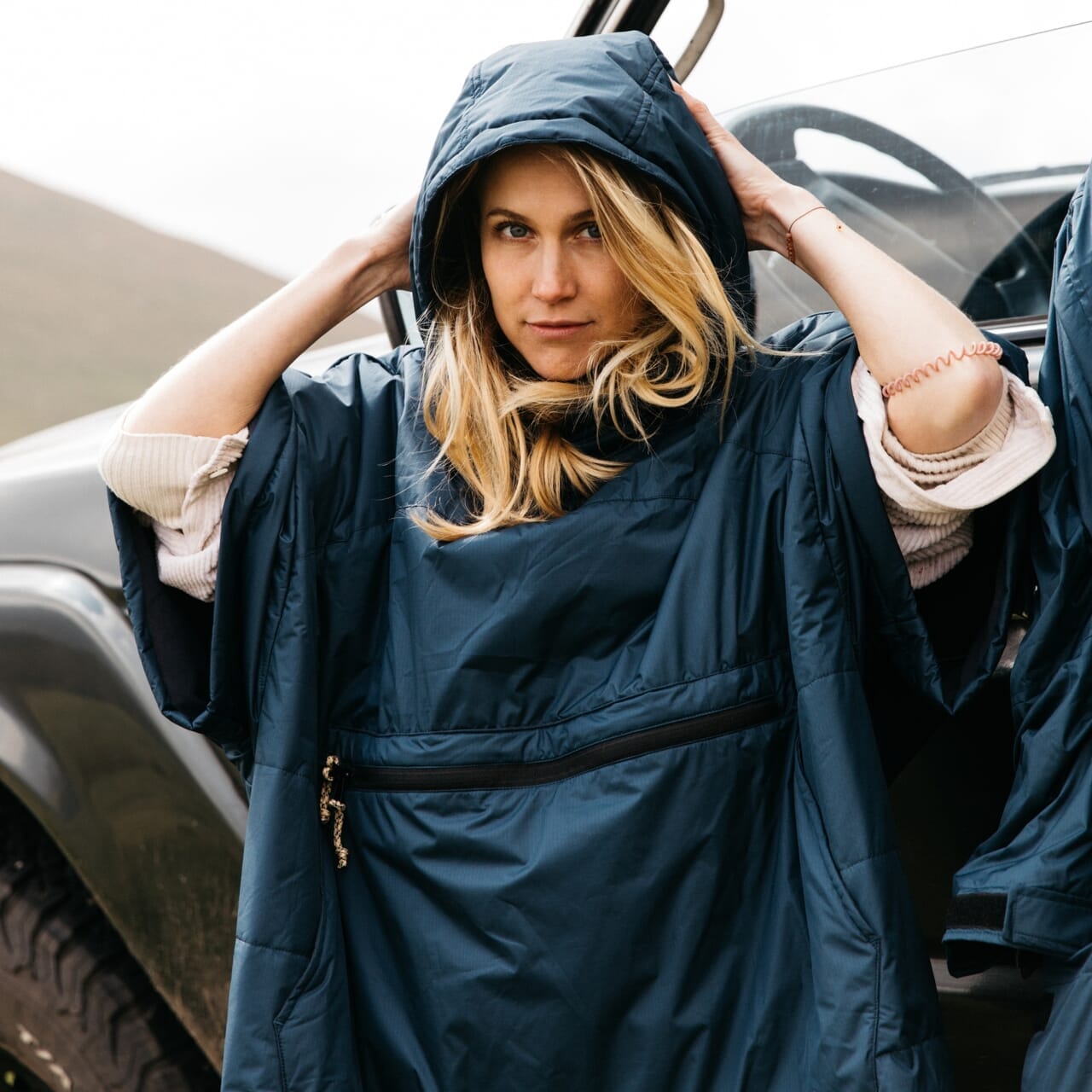 VOITED 2nd Edition Outdoor Poncho for Surfing, Camping, Vanlife & Wild Swimming - Ocean Navy